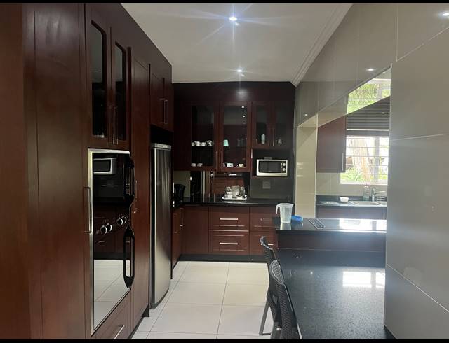 4 BEDROOM HOUSE TO LET IN WATERKLOOF RIDGE